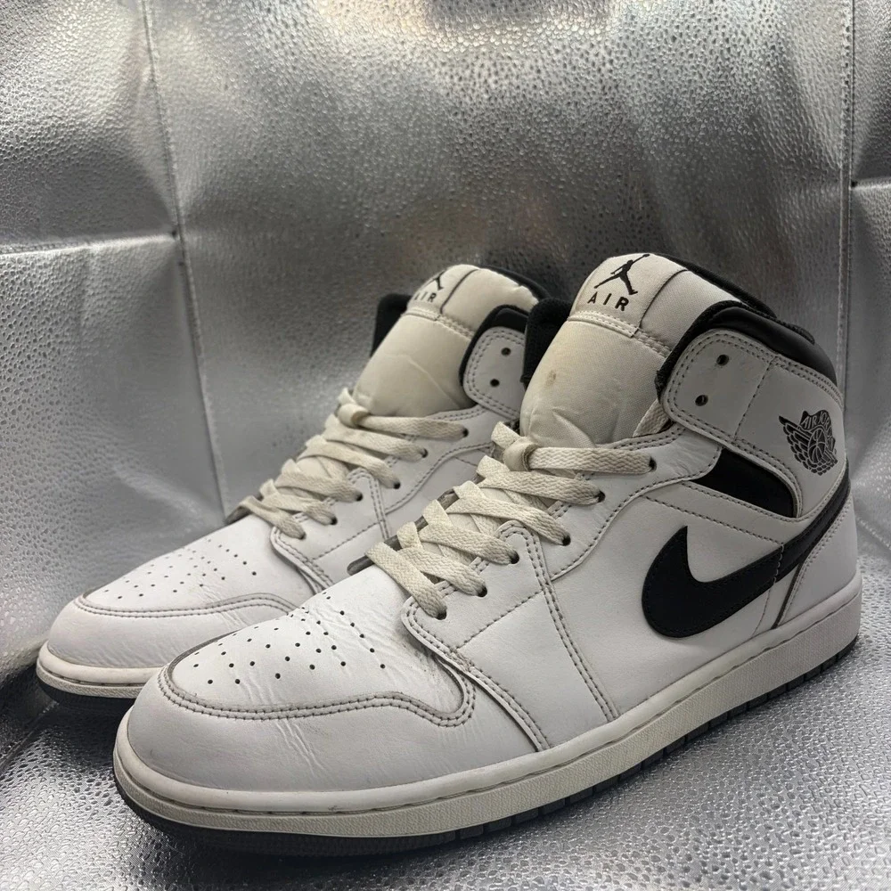 Jordan product pair